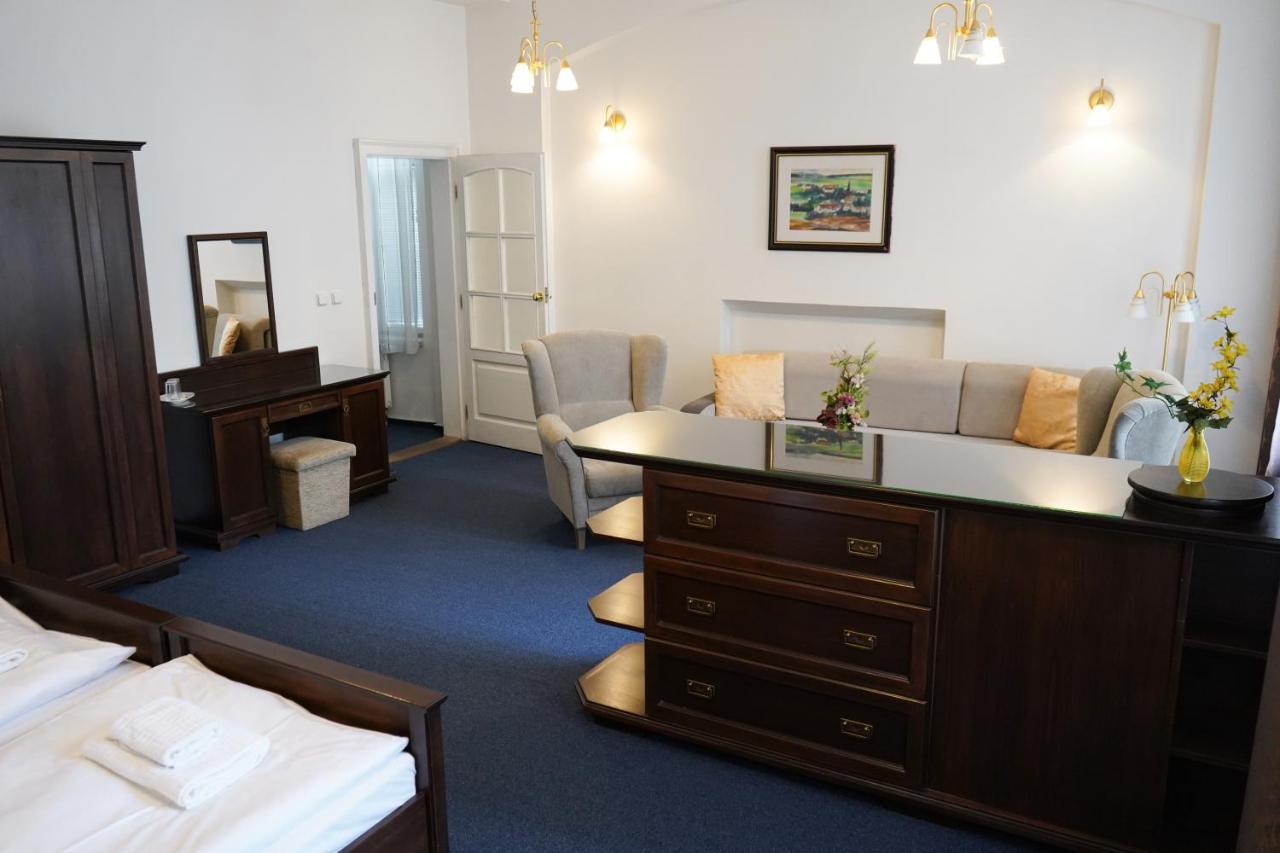 EA Apartmány Mozart Karlovy Vary Exteriér fotografie