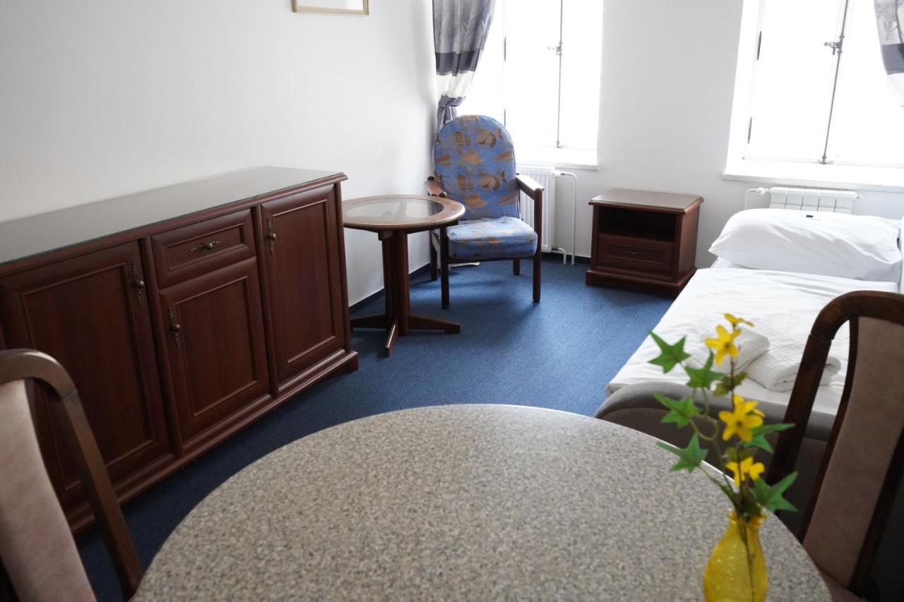 EA Apartmány Mozart Karlovy Vary Exteriér fotografie
